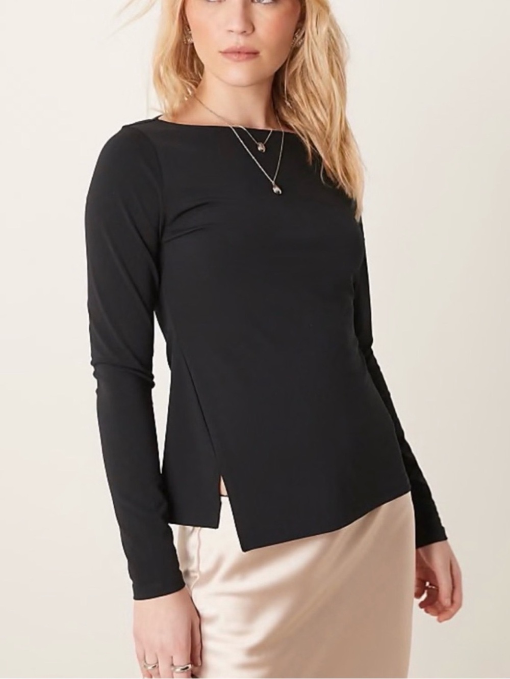 Abercrombie & Fitch Long-Sleeve Asymmetrical Hem Top